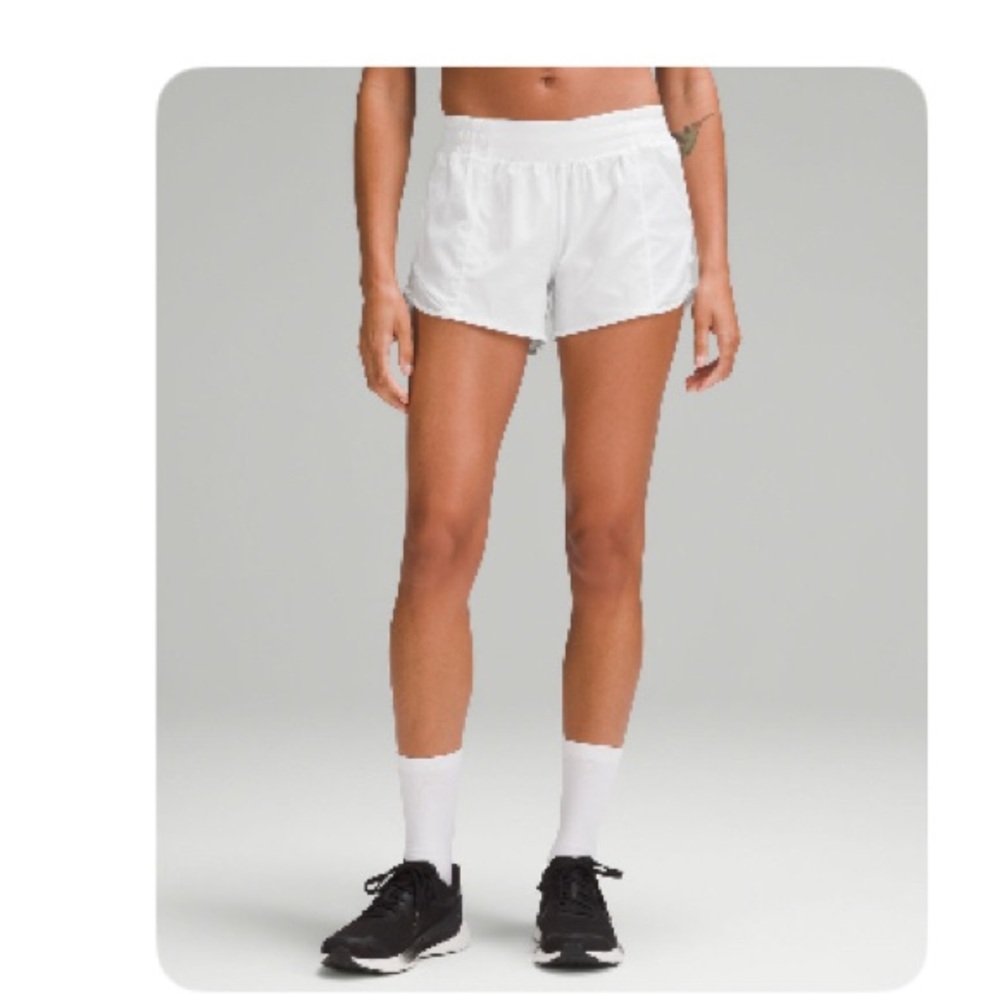 lululemon athletica White hotty hot 4” Shorts